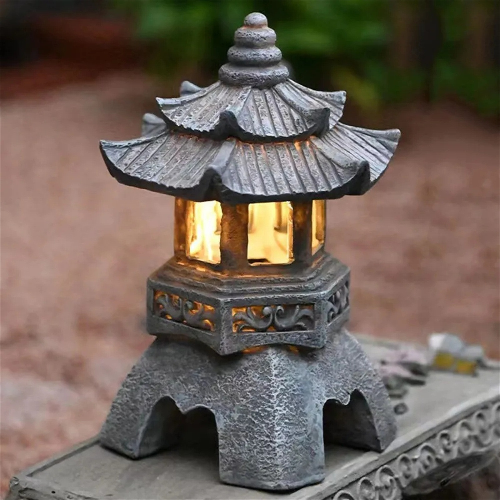 Statue di pagoda Statua ad ene - Outdoor Zen Lighting recensione e prezzo