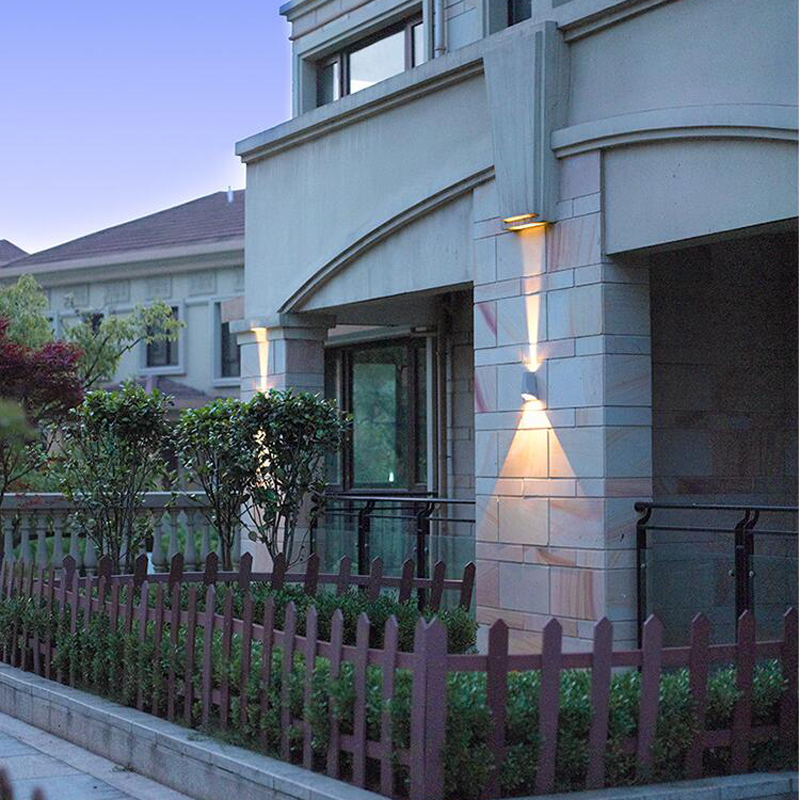 Lampada da parete a LED per es - Outdoor Lighting Amazon recensione e prezzo
